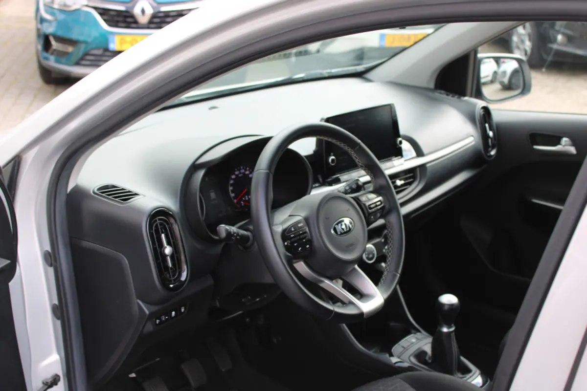 1.0 DPi DynamicLine//Carplay//Camera!!