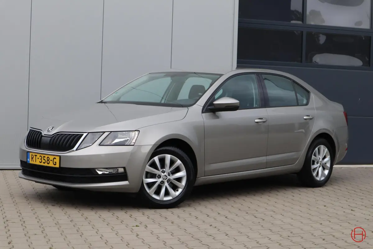 1.0 TSI / Navigatie / Cruise / PDC / Carplay