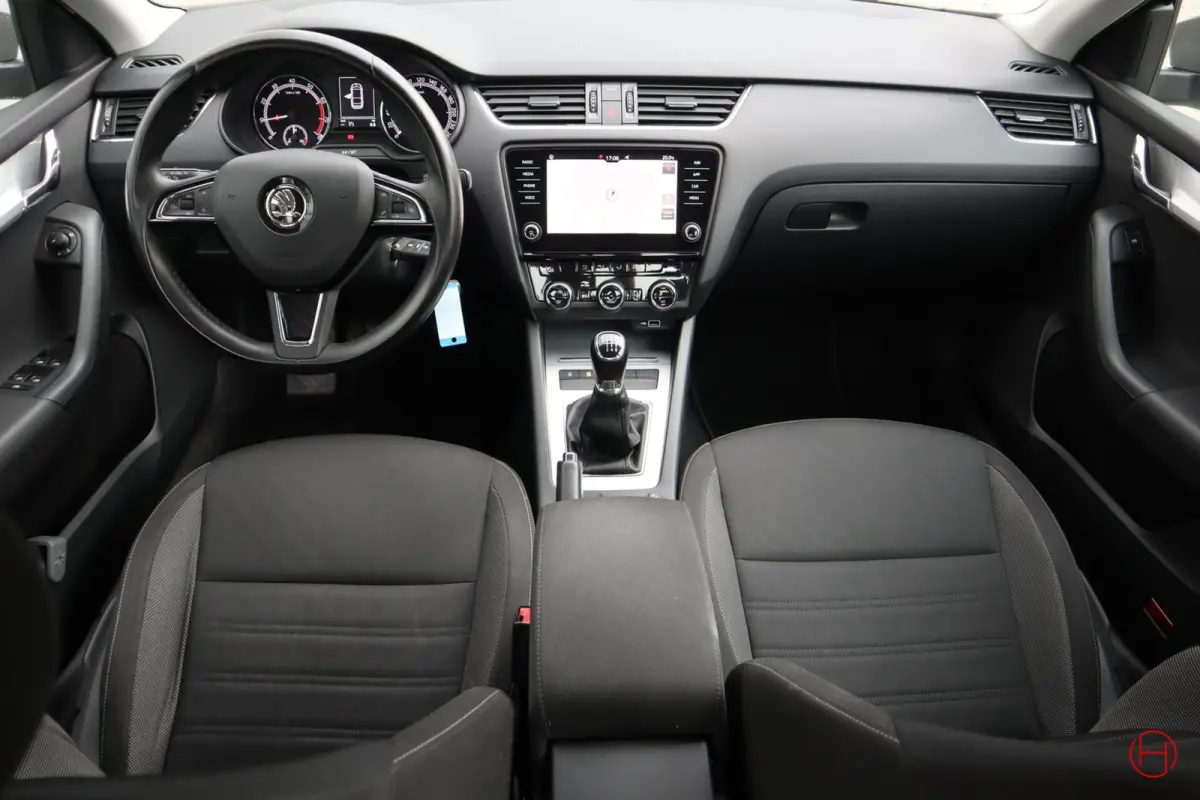 1.0 TSI / Navigatie / Cruise / PDC / Carplay