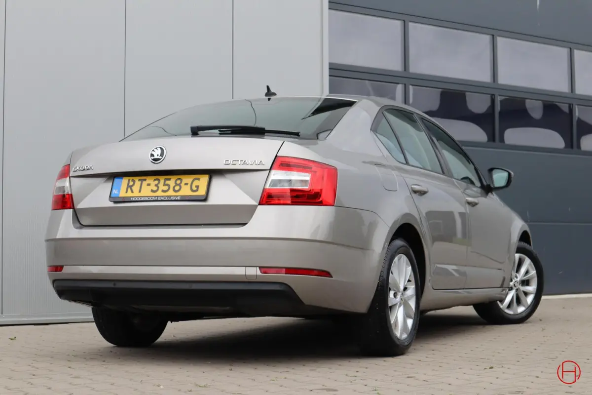 1.0 TSI / Navigatie / Cruise / PDC / Carplay