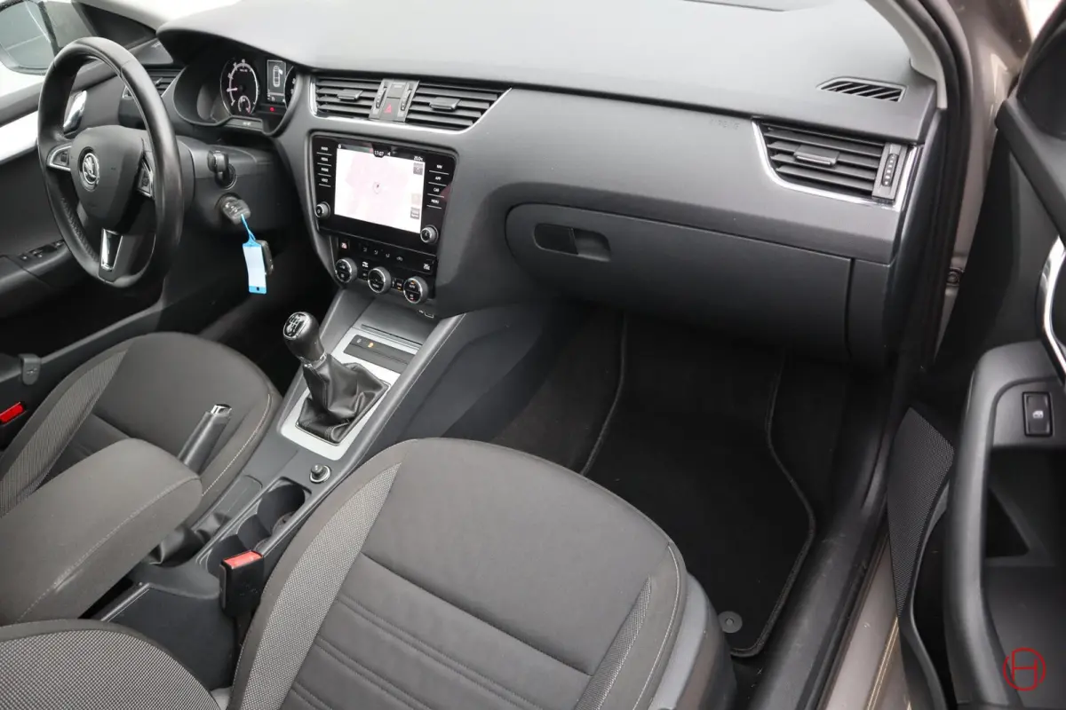 1.0 TSI / Navigatie / Cruise / PDC / Carplay