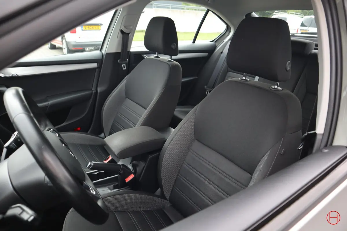 1.0 TSI / Navigatie / Cruise / PDC / Carplay
