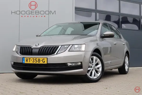1.0 TSI / Navigatie / Cruise / PDC / Carplay