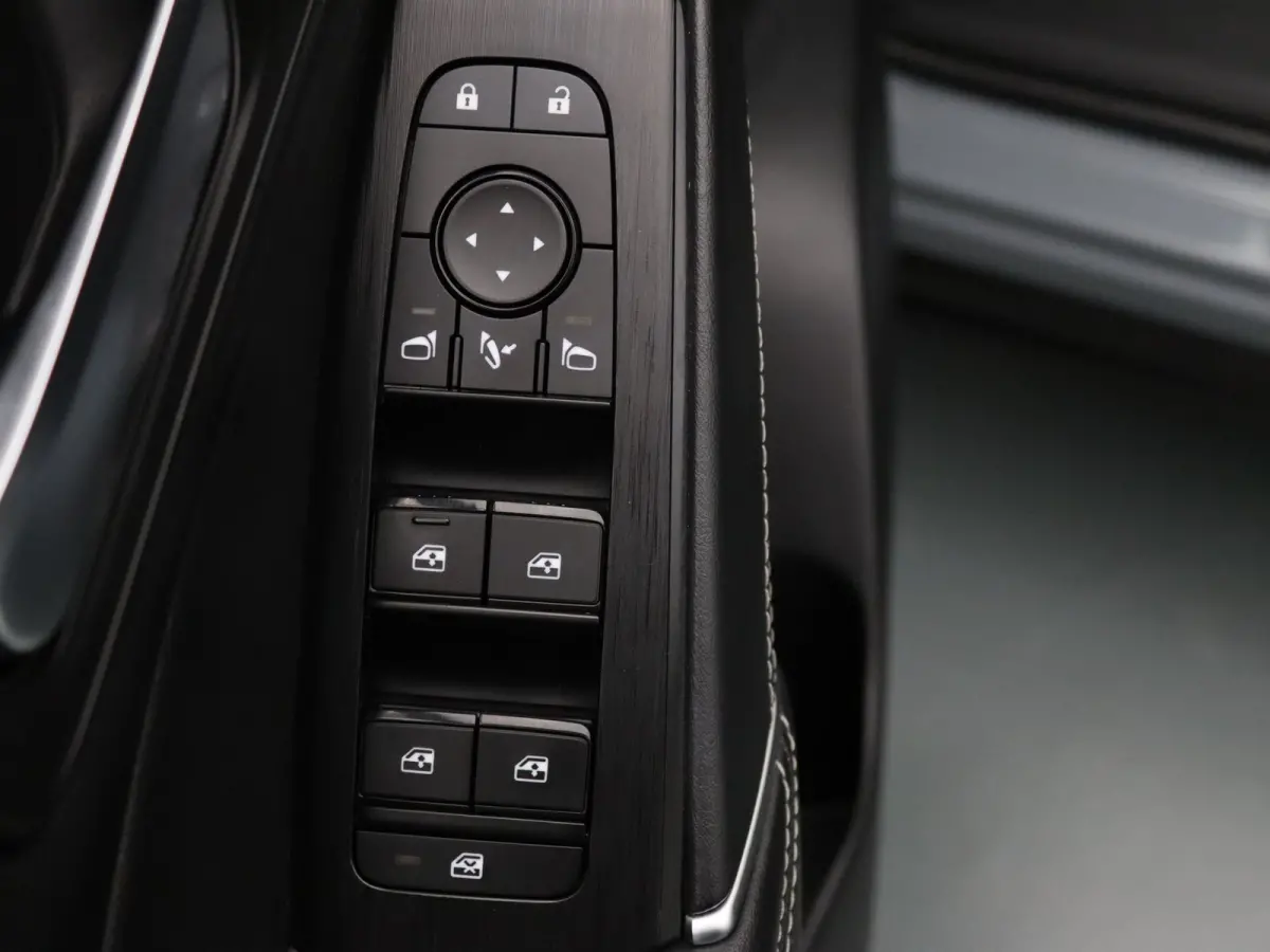 190pk e-Power N-Connecta Apple Carplay/Android Auto | Climate