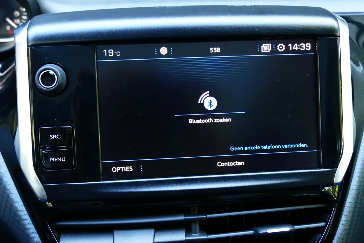 1.2 PURTECH 110PK BLUE LION / NAVI / LED / AIRCO / PDC / BLUETOOTH / CRUISECONTROL / 2E EIGENAAR / SCHITTERENDE STAAT !!