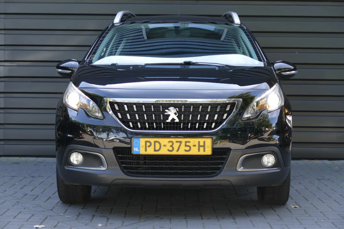 1.2 PURTECH 110PK BLUE LION / NAVI / LED / AIRCO / PDC / BLUETOOTH / CRUISECONTROL / 2E EIGENAAR / SCHITTERENDE STAAT !!
