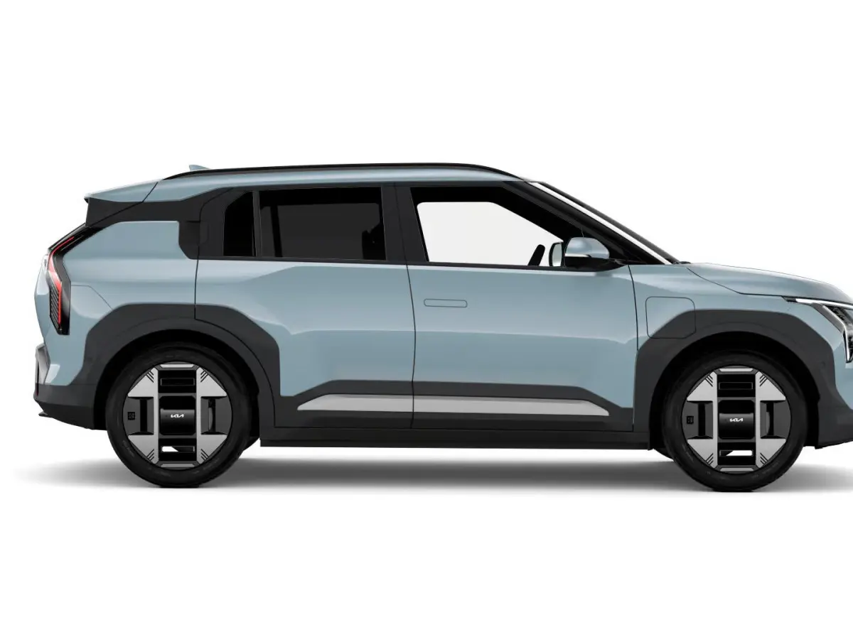 Plus Advanced 81.4 kWh | Actieprijs* | Navi. | Clima. | Adapt. Cruise. | Dodehoekassistentie | Stoel&Stuur Verwarming | Glazen Kanteldak | Vegan Lederen Stoelbekleding | Harman Kardon