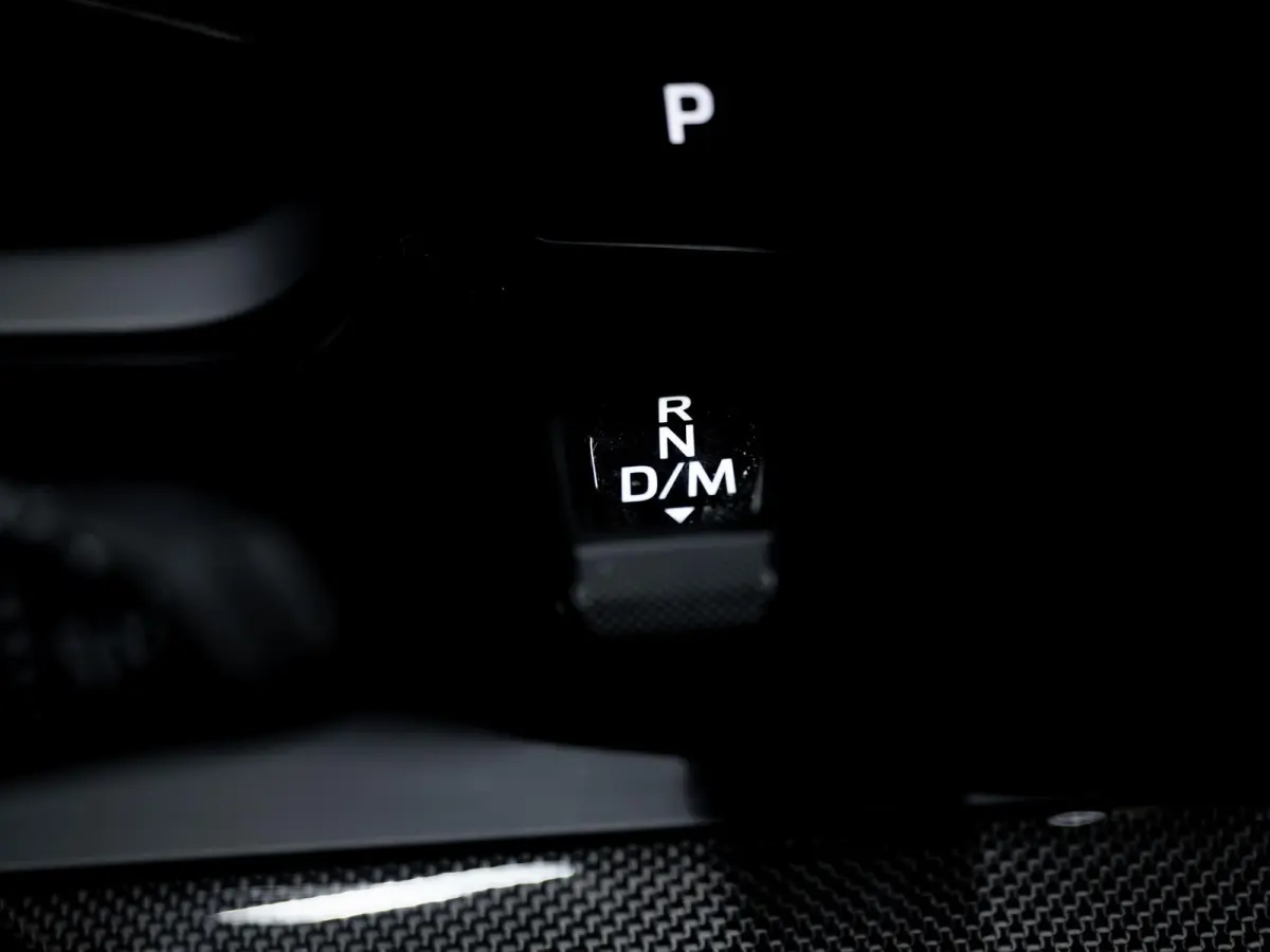 3.0 E-Hybrid | SportDesign | Burmester | PDCC | Achterasbest. | Trekhaak | Sportuitlaat |