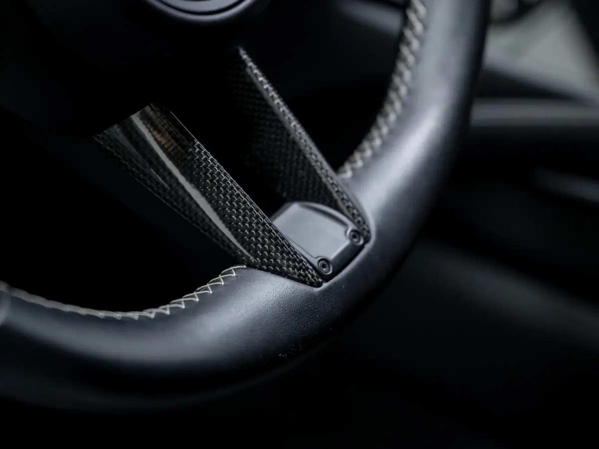 3.0 E-Hybrid | SportDesign | Burmester | PDCC | Achterasbest. | Trekhaak | Sportuitlaat |