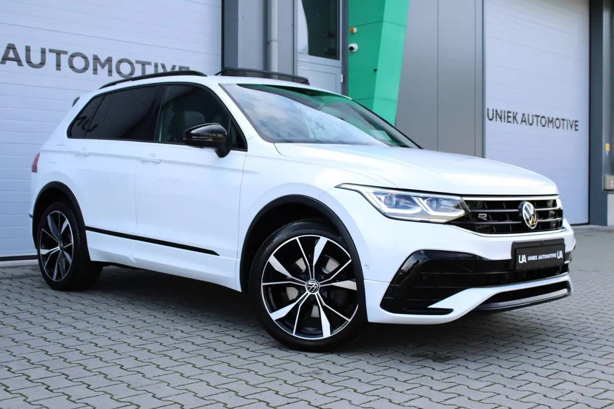 1.4 TSI eHybrid | 3 x R-LINE | LEDER | TREKHAAK | PANO | IQ LED MATRIX | CARPLAY | CAMERA | VIRTUAL | HEAD UP