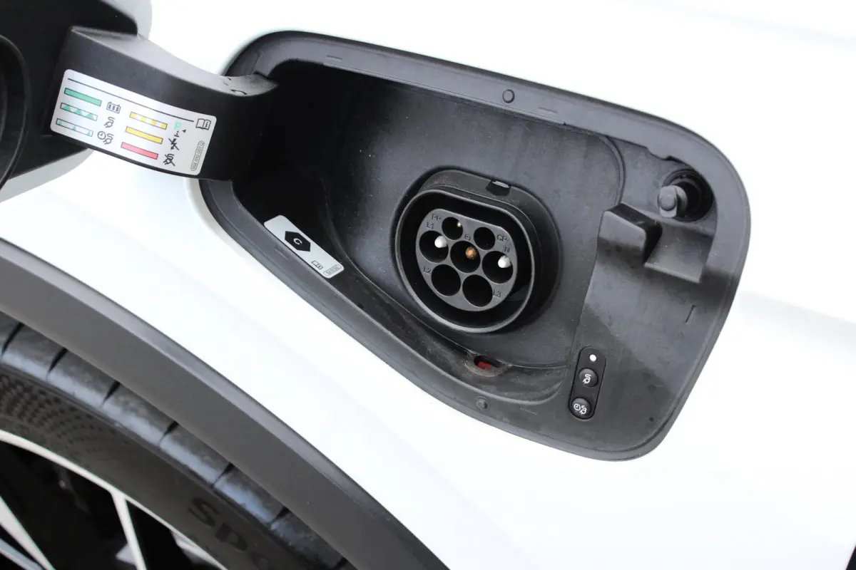 1.4 TSI eHybrid | 3 x R-LINE | LEDER | TREKHAAK | PANO | IQ LED MATRIX | CARPLAY | CAMERA | VIRTUAL | HEAD UP