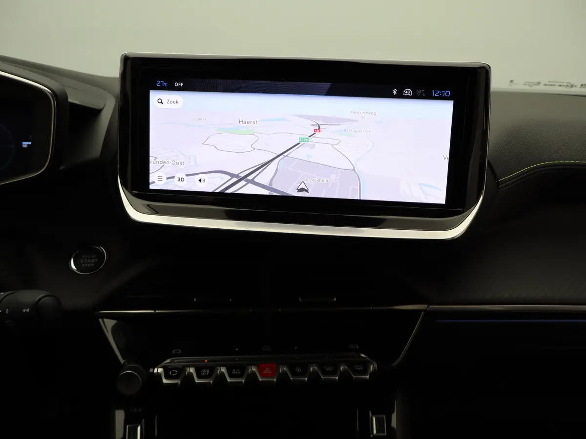 1.2 Hybrid 145 GT | Camera Voor en Achter | Drive Assist | Adaptieve Cruise Control | Parkeersensoren Voor en Achter | Navigatie | Apple Carplay/Android Auto | 18" Inch Lichtmetalen Velgen