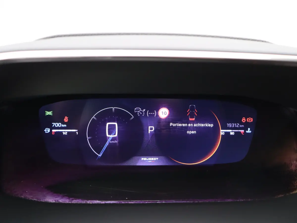 1.2 Hybrid 145 GT | Camera Voor en Achter | Drive Assist | Adaptieve Cruise Control | Parkeersensoren Voor en Achter | Navigatie | Apple Carplay/Android Auto | 18" Inch Lichtmetalen Velgen