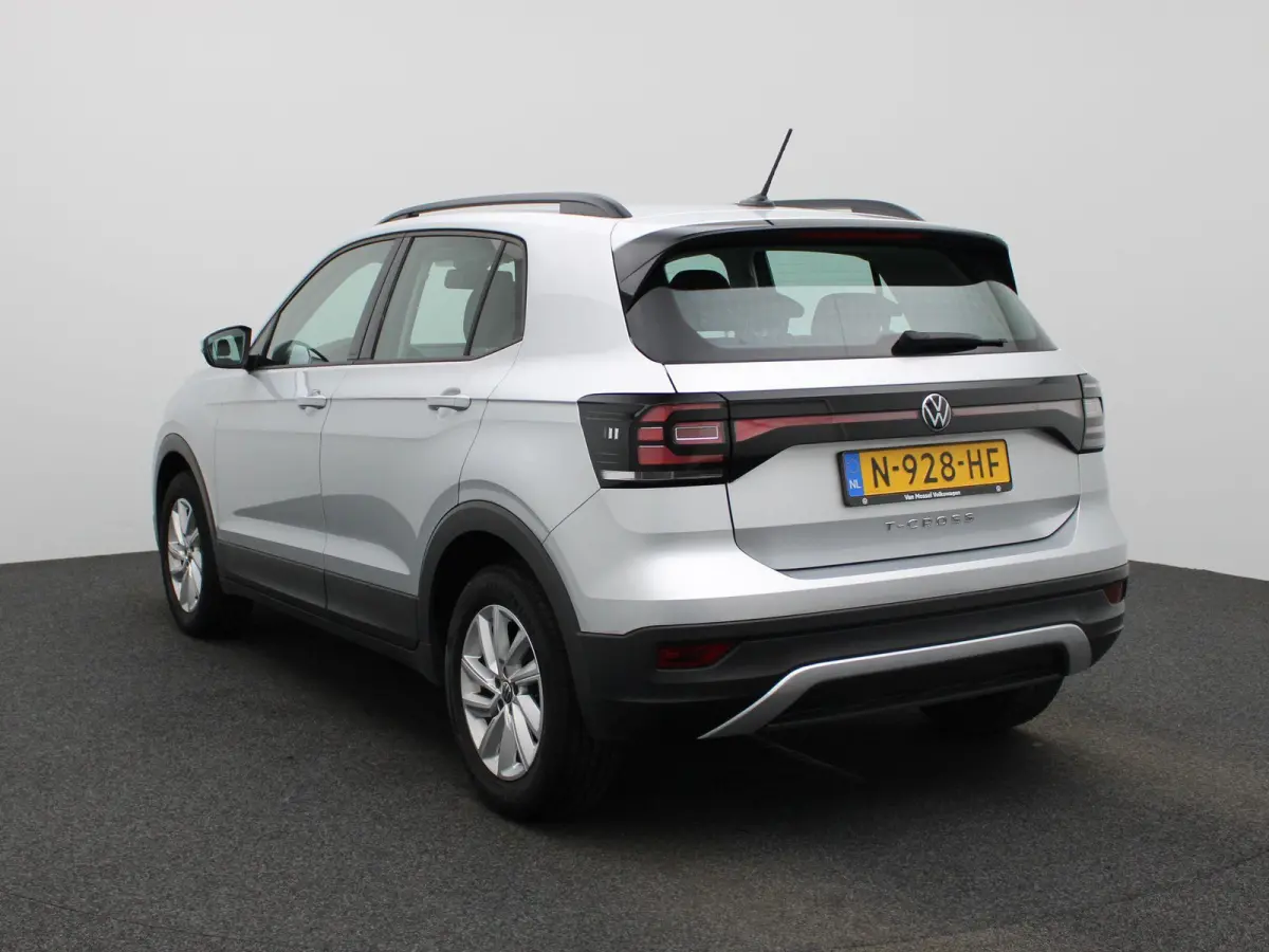 1.0 TSI Life | Airconditioning | Bluetooth | Cruise Control | Lichtmetalen Velgen |