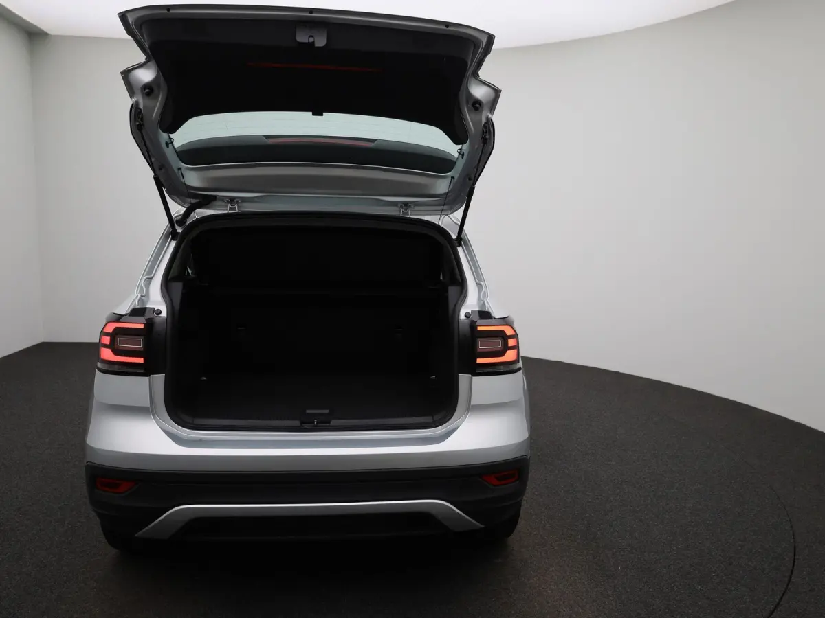 1.0 TSI Life | Airconditioning | Bluetooth | Cruise Control | Lichtmetalen Velgen |