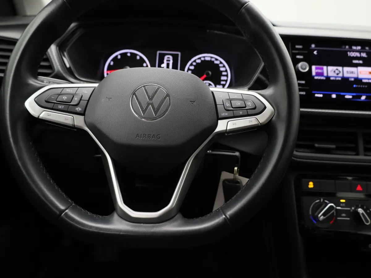 1.0 TSI Life | Airconditioning | Bluetooth | Cruise Control | Lichtmetalen Velgen |