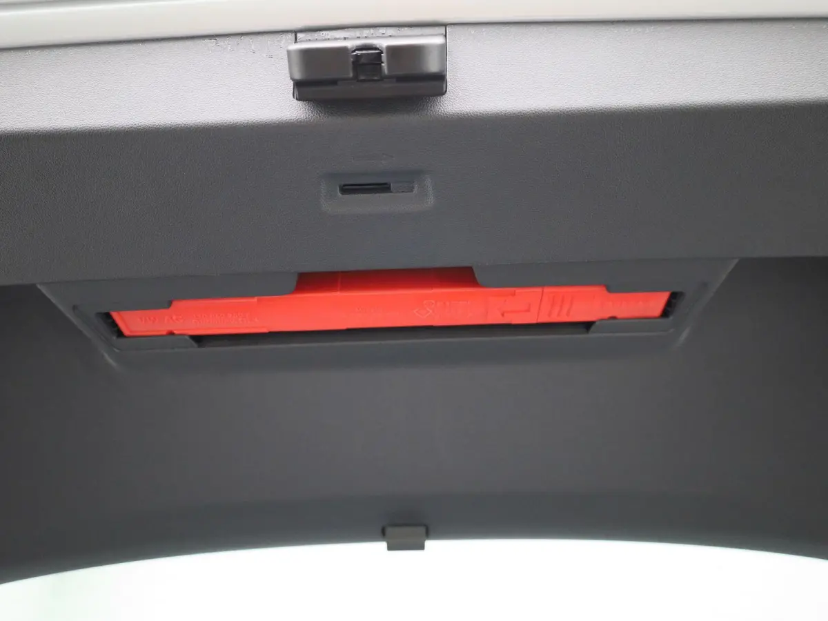 1.0 TSI Life | Airconditioning | Bluetooth | Cruise Control | Lichtmetalen Velgen |
