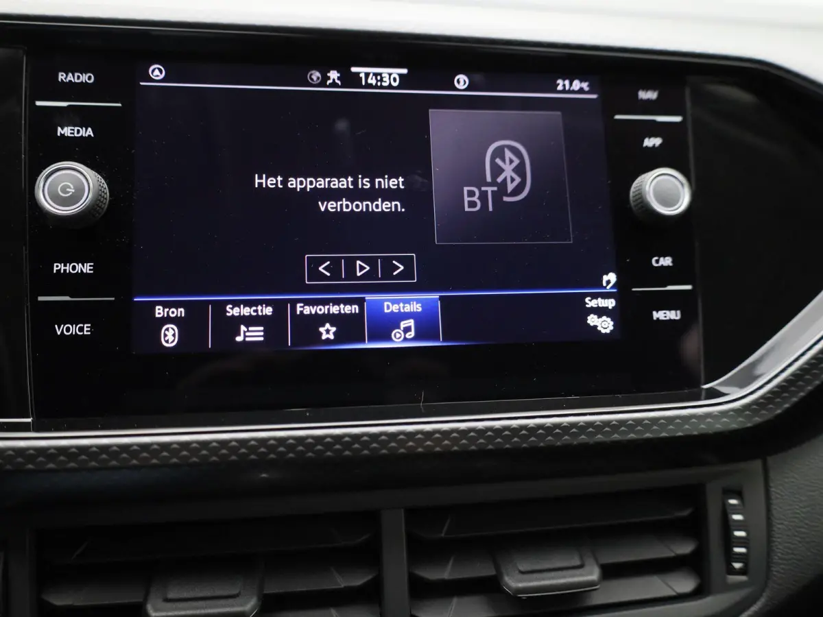 1.0 TSI Life | Airconditioning | Bluetooth | Cruise Control | Lichtmetalen Velgen |