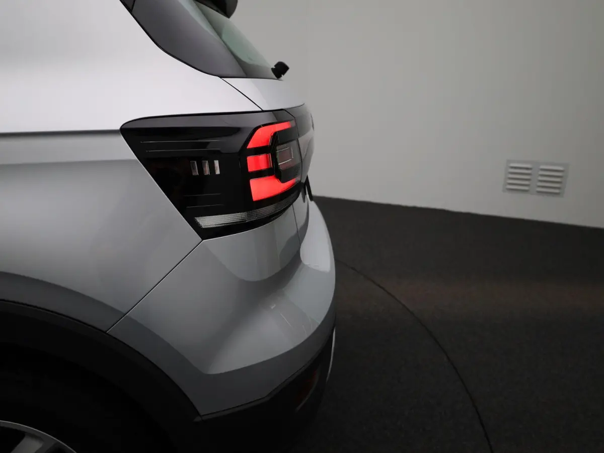 1.0 TSI Life | Airconditioning | Bluetooth | Cruise Control | Lichtmetalen Velgen |