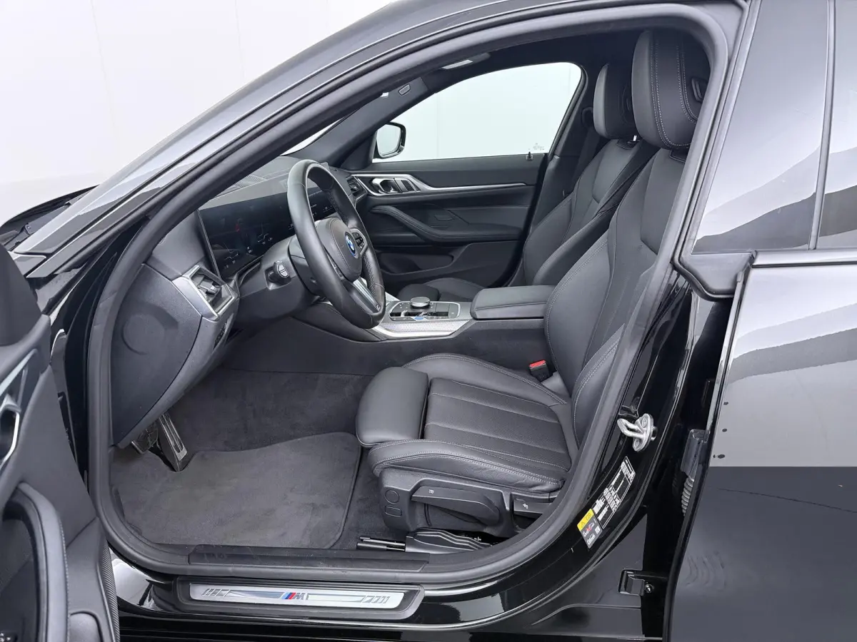 Gran Coupé eDrive40 | SoH 97% | M Sportpakket | Voorstoelen Verwarmd |
