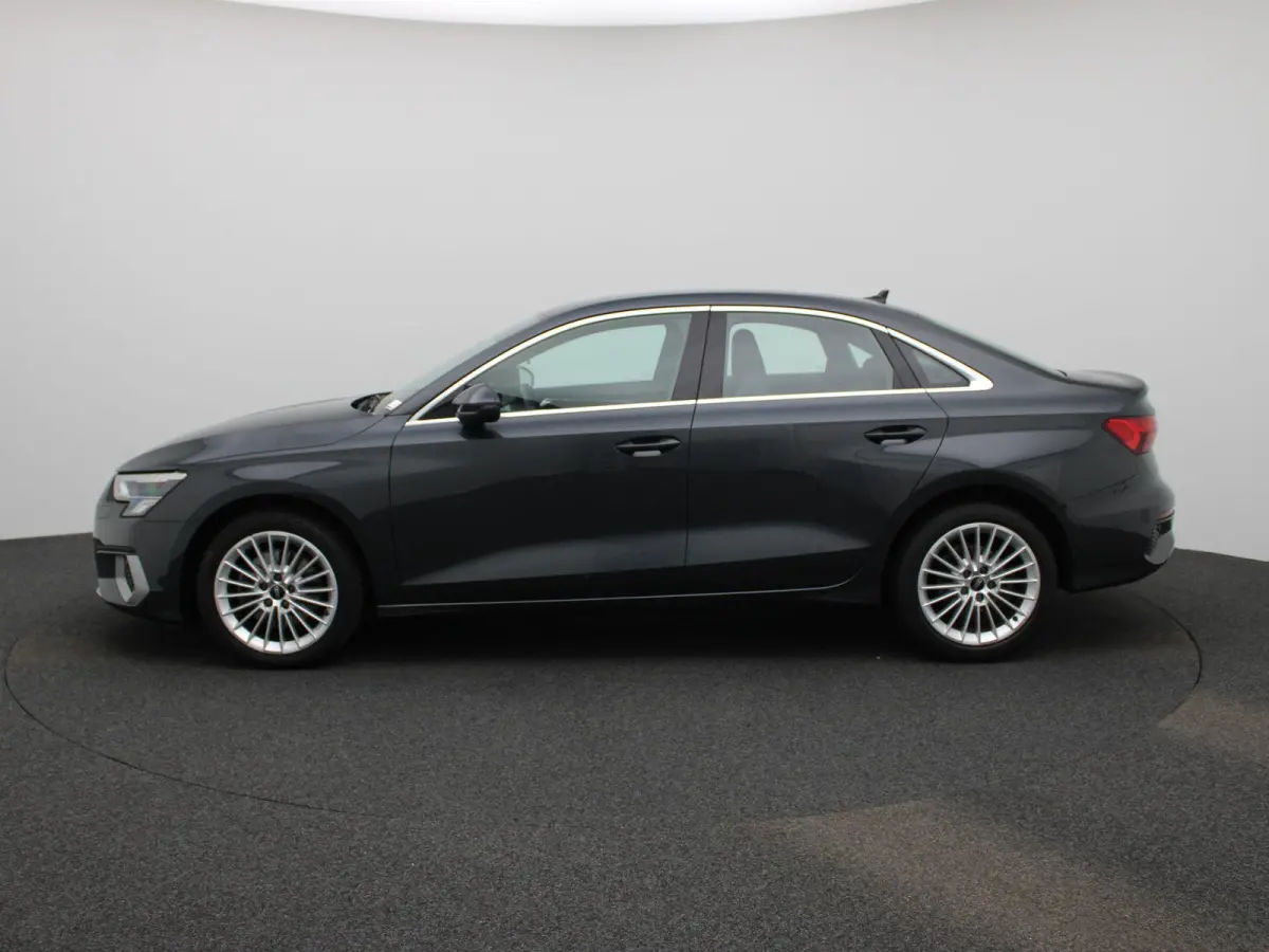 30 TFSI Business edition | Automaat | Apple Carplay/Android Auto | Climate Control | Parkeersensoren |