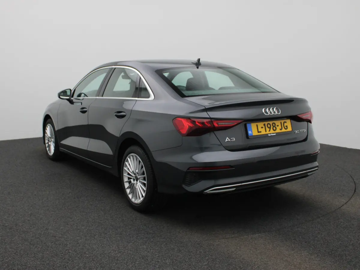 30 TFSI Business edition | Automaat | Apple Carplay/Android Auto | Climate Control | Parkeersensoren |
