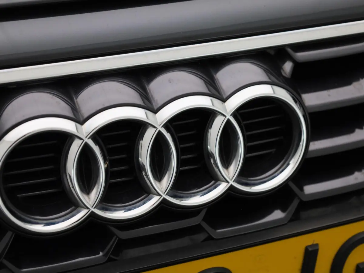 30 TFSI Business edition | Automaat | Apple Carplay/Android Auto | Climate Control | Parkeersensoren |
