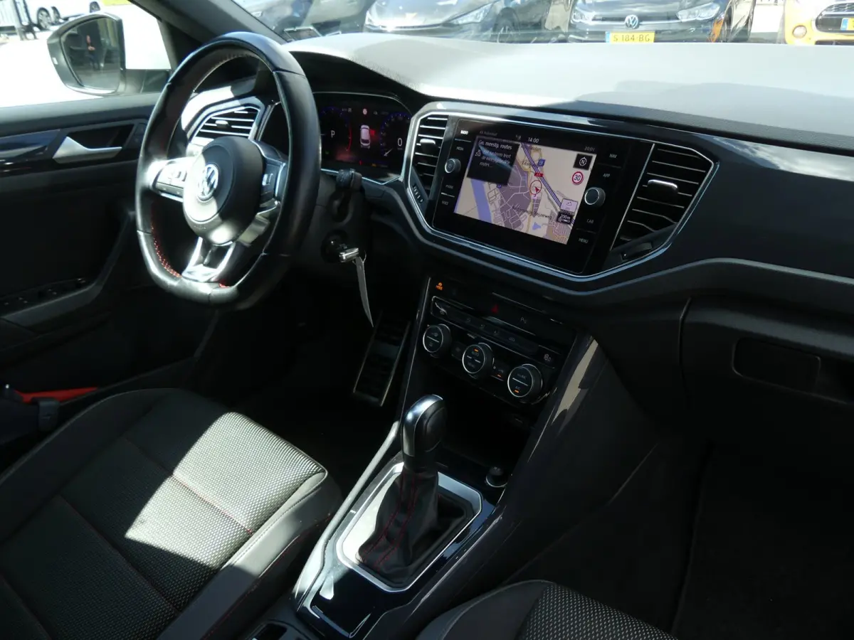 1.5 TSI DSG 150pk Sport Plus / 18"inch / Full Led / Virtual / CarPlay