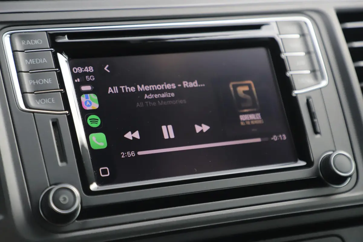 2.0 TDI L1H1 Comfortline 102PK 9 Persoons Navigatie Carplay Android Airco Parkeersensor 9p