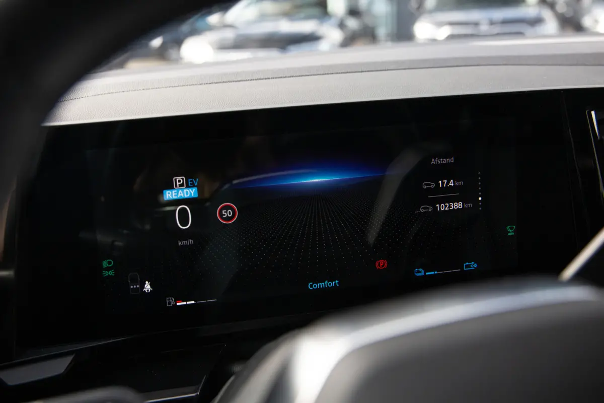 1.2 E-Tech full hybrid 200 techno , Camera, Stoelverwarming, Carplay