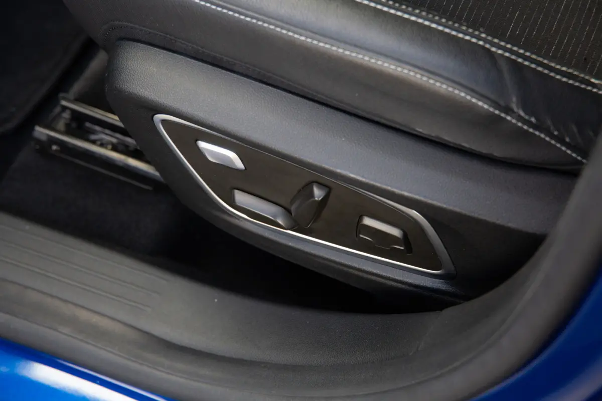 1.2 E-Tech full hybrid 200 techno , Camera, Stoelverwarming, Carplay