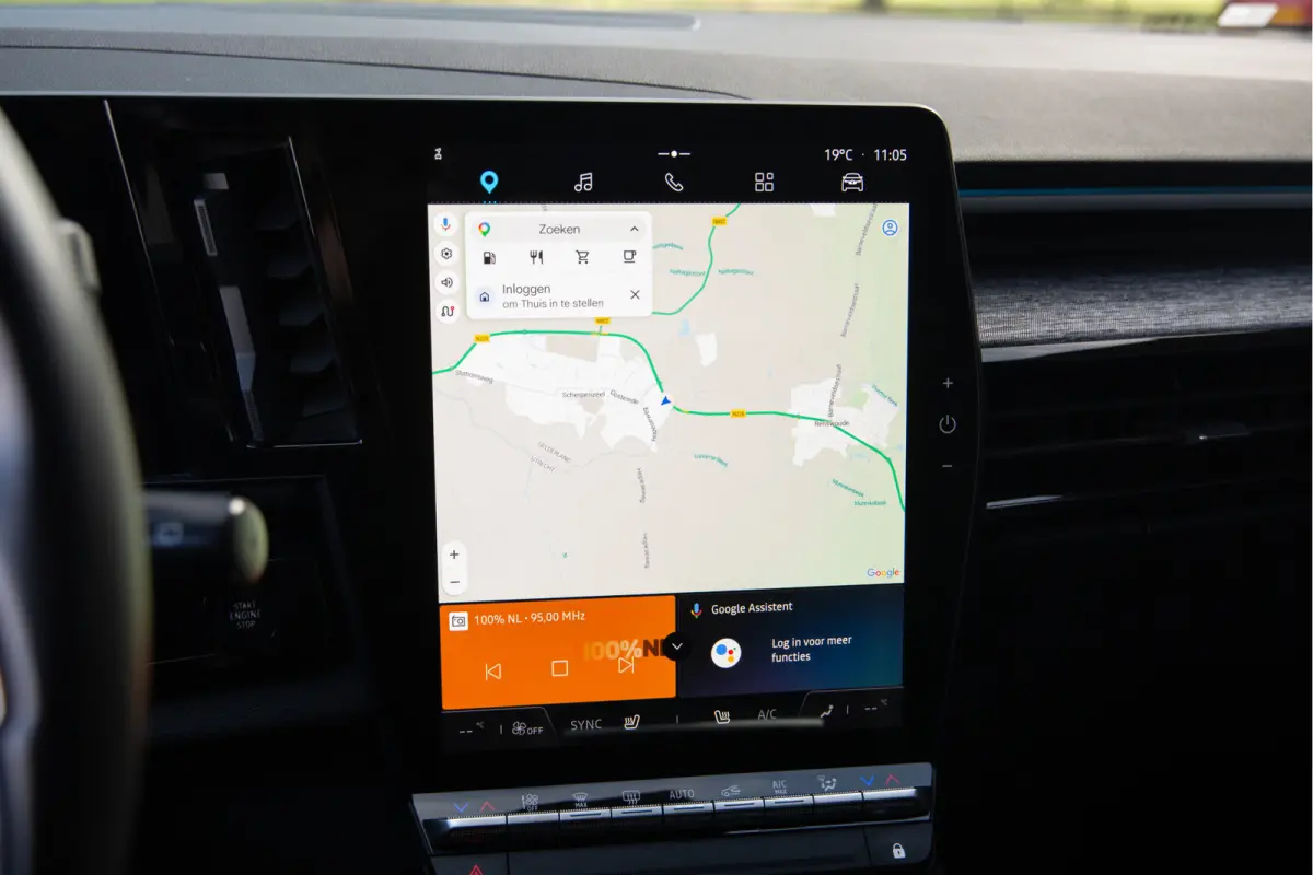 1.2 E-Tech full hybrid 200 techno , Camera, Stoelverwarming, Carplay