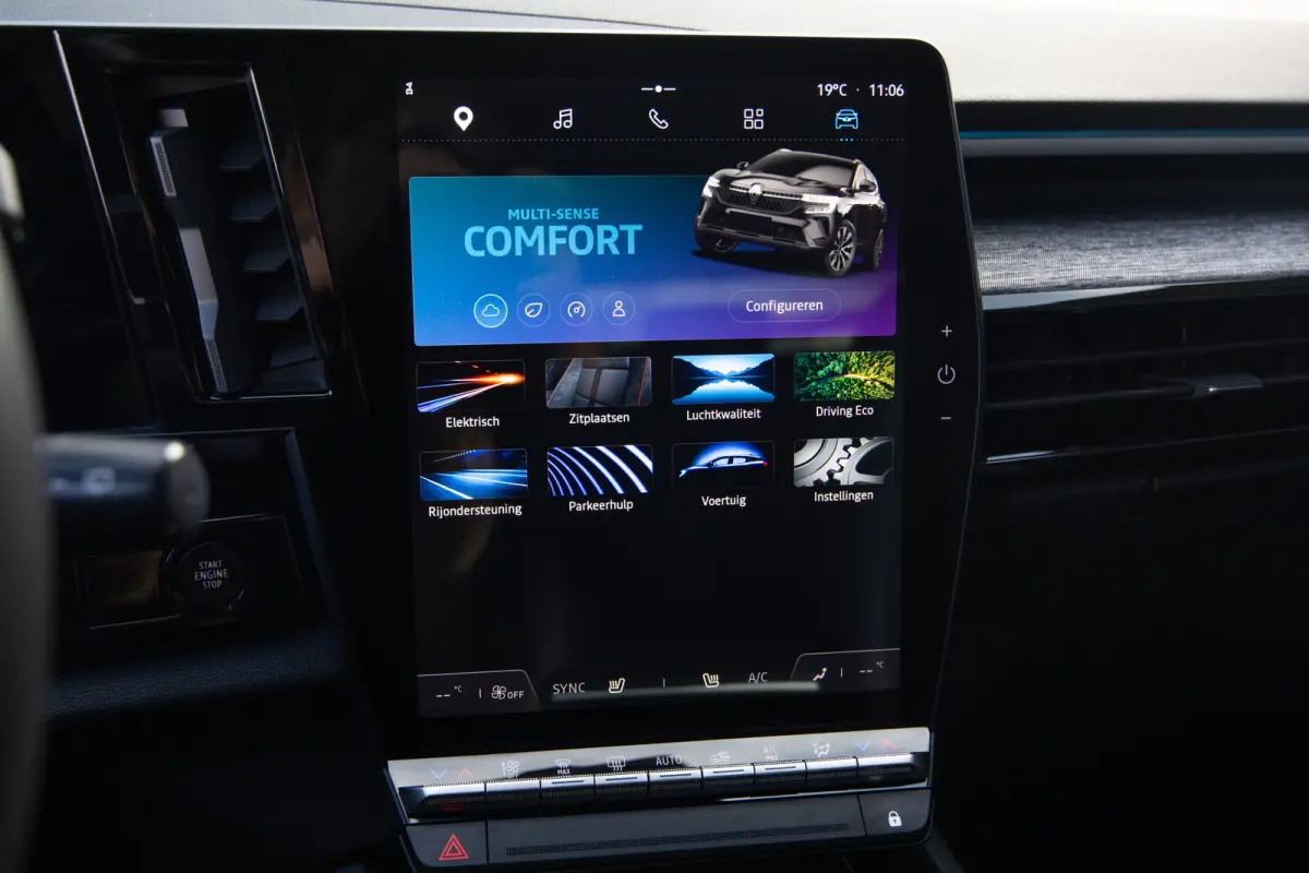 1.2 E-Tech full hybrid 200 techno , Camera, Stoelverwarming, Carplay