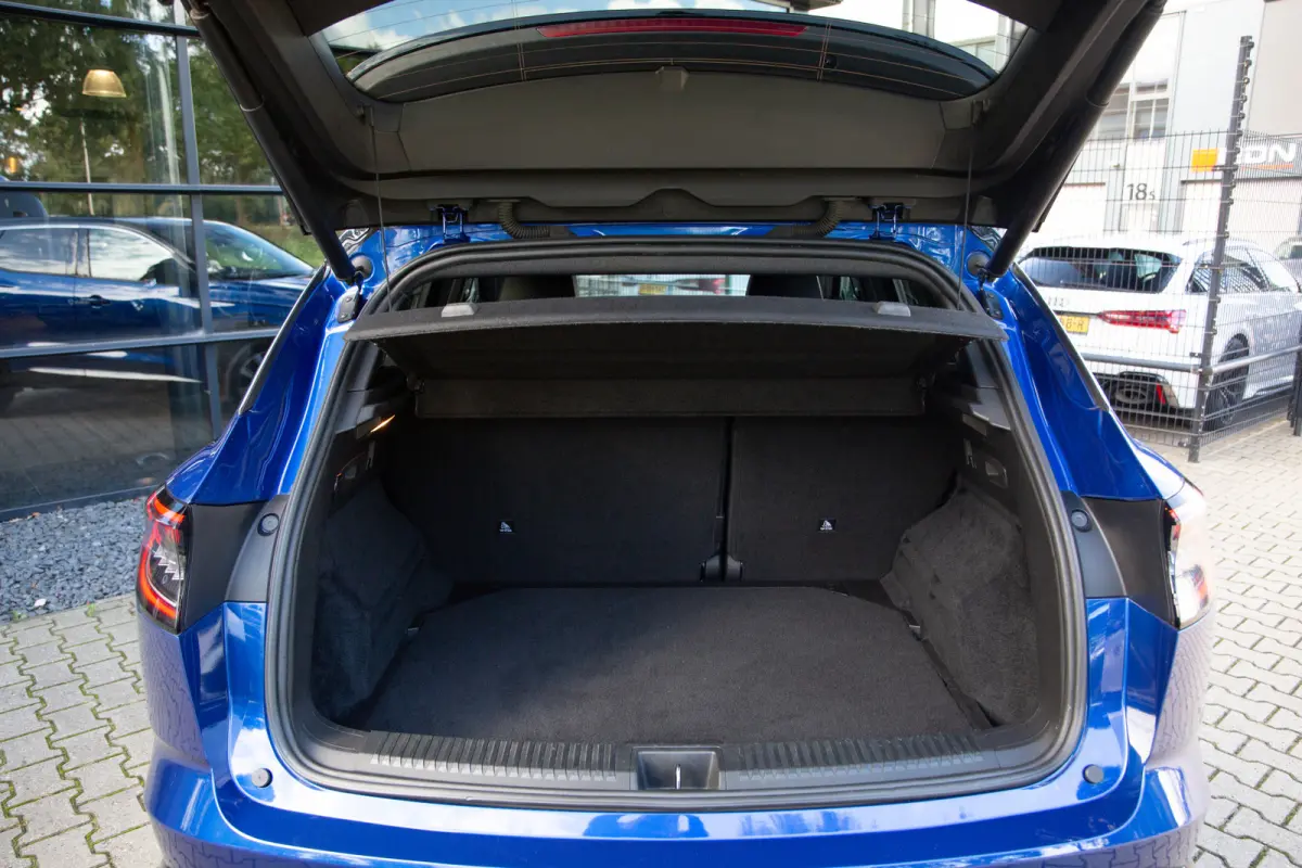 1.2 E-Tech full hybrid 200 techno , Camera, Stoelverwarming, Carplay
