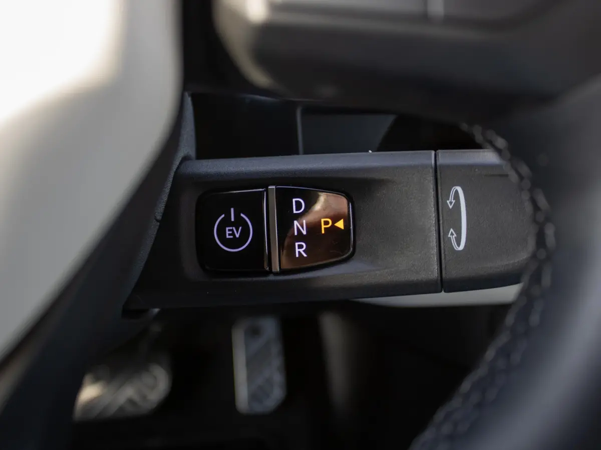 GT-Line Business Edition 81.4 kWh | DIRECT LEVERBAAR | Navi. | Stoel&Stuur Verwarming | Clima. |  Lichtmetalen velgen | LED | Dodehoekassistentie | GT-Line Vegan Lederen Stoelbekleding