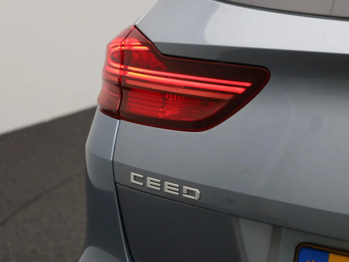 1.0 T-GDi MHEV DynamicLine | Automaat | Apple carplay | Climate control  | Cruise control | Navigatie | LMV  | DAB | Camera | Bluetooth | Parkeer sensoren