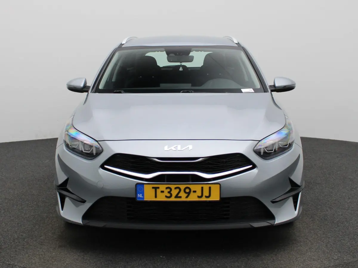 1.0 T-GDi MHEV DynamicLine | Automaat | Apple carplay | Climate control  | Cruise control | Navigatie | LMV  | DAB | Camera | Bluetooth | Parkeer sensoren