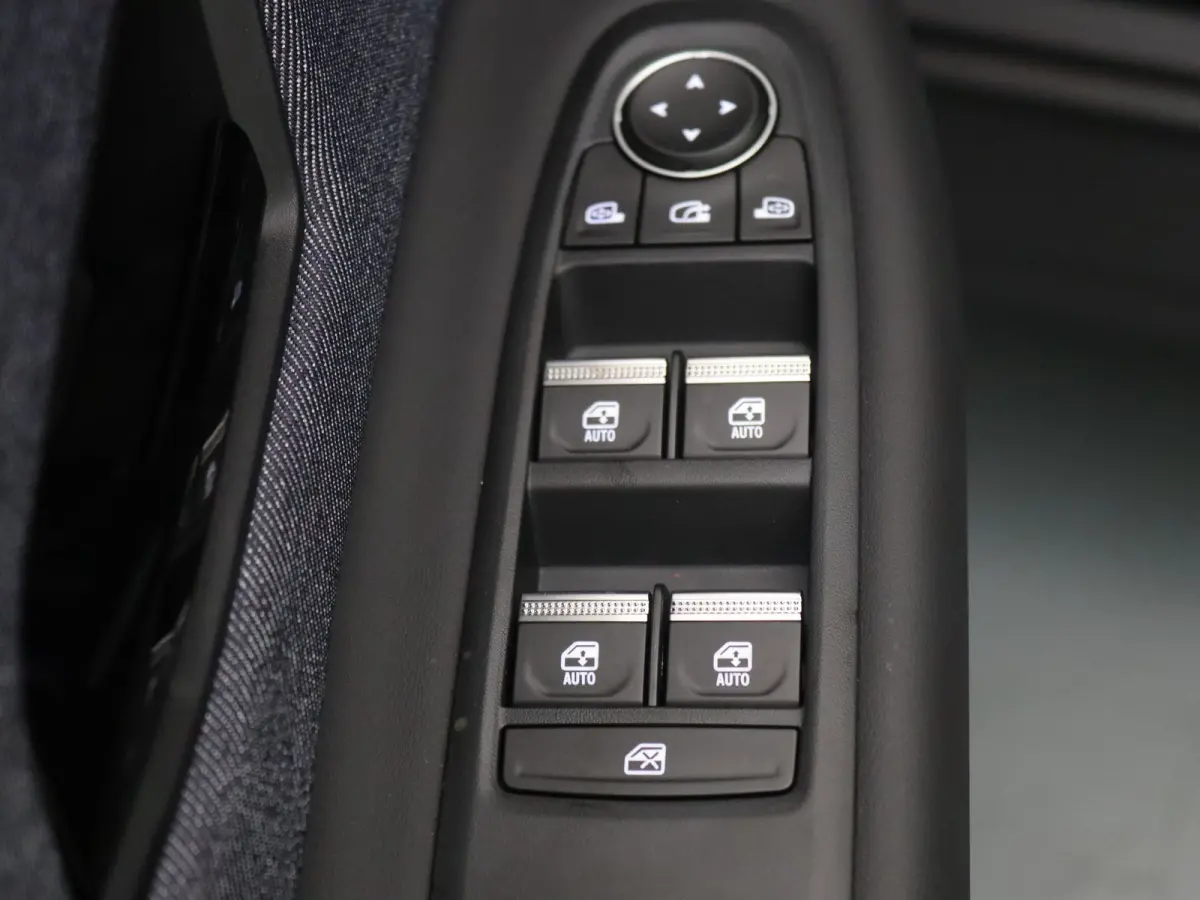comfort range techno 52 kWh Apple Carplay/Android Auto | Climate