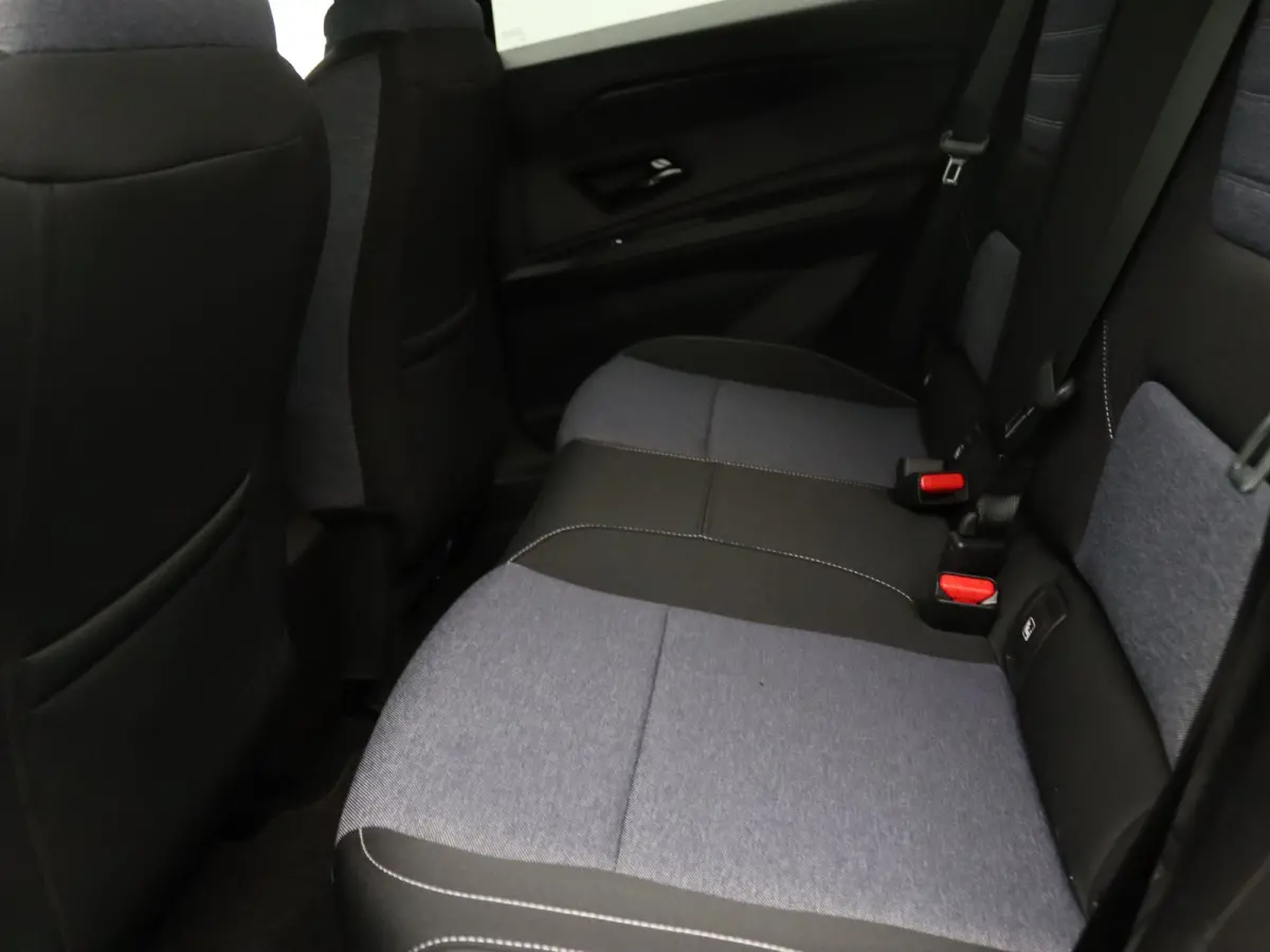 comfort range techno 52 kWh Apple Carplay/Android Auto | Climate
