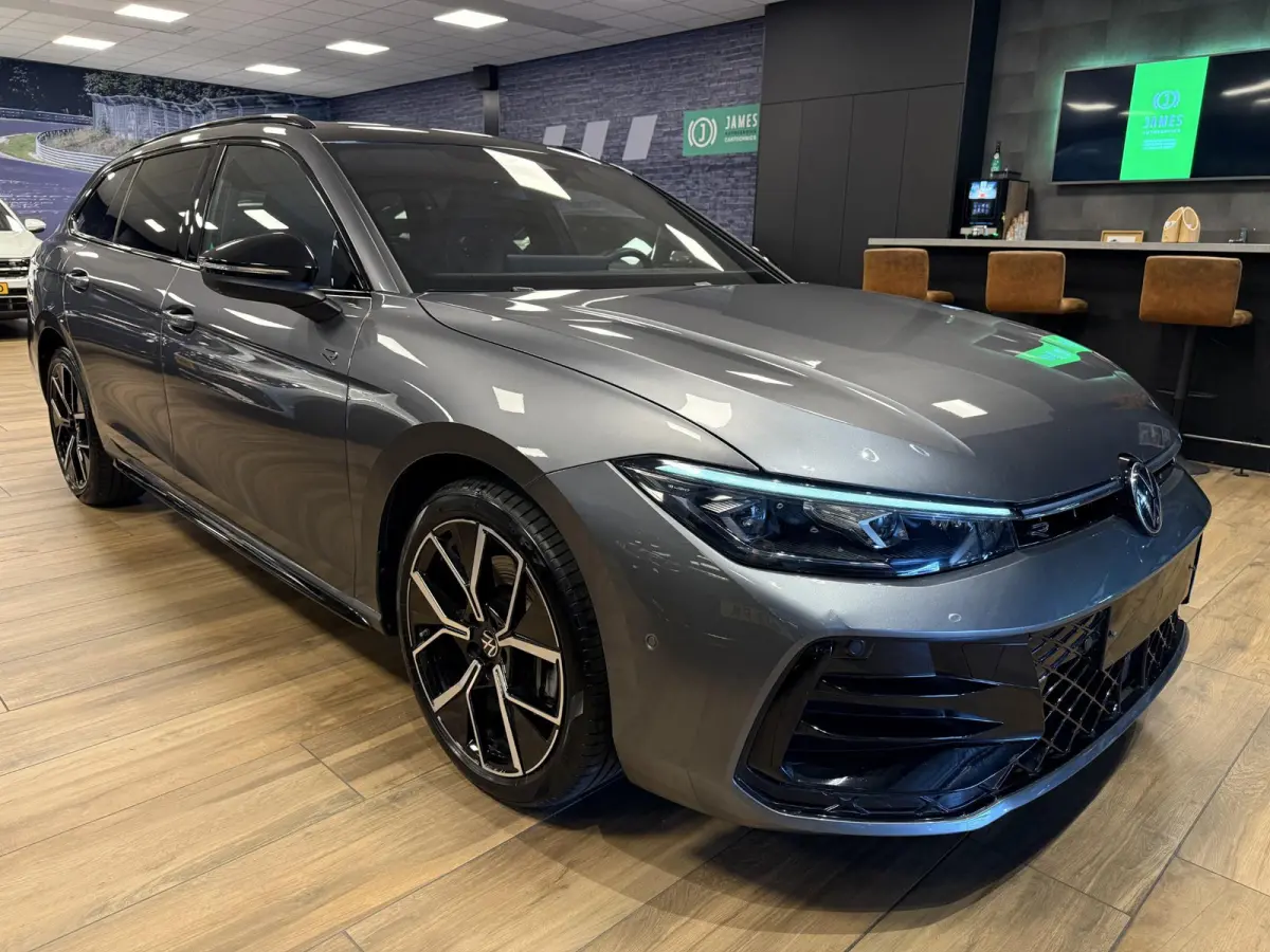1.5 eTSI R-Line Edition PHEV|PANO|TREKHAAK|NAVI|CARPLAY|MEMORY SEAT|STOEL/STUUR VERW.|ACC|HARMAN KARDON|MASSAGE STOELEN|