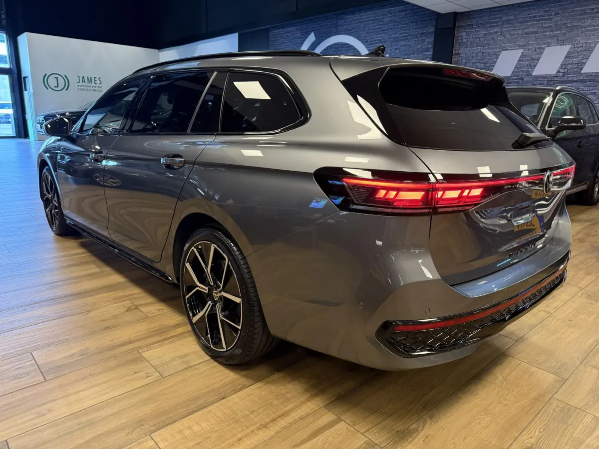 1.5 eTSI R-Line Edition PHEV|PANO|TREKHAAK|NAVI|CARPLAY|MEMORY SEAT|STOEL/STUUR VERW.|ACC|HARMAN KARDON|MASSAGE STOELEN|