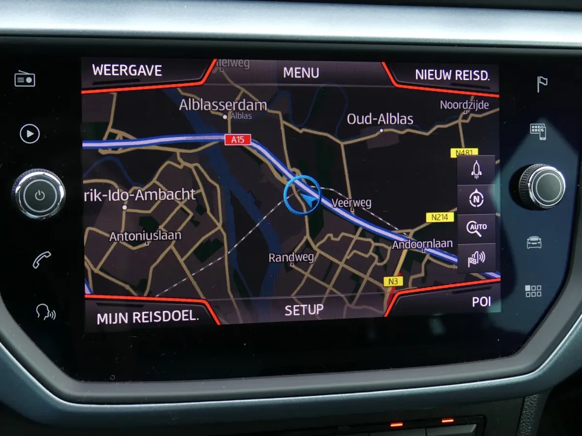 1.0 TSI 116pk Xcellence Business Intense / Full-Led / Apple Carplay/Android