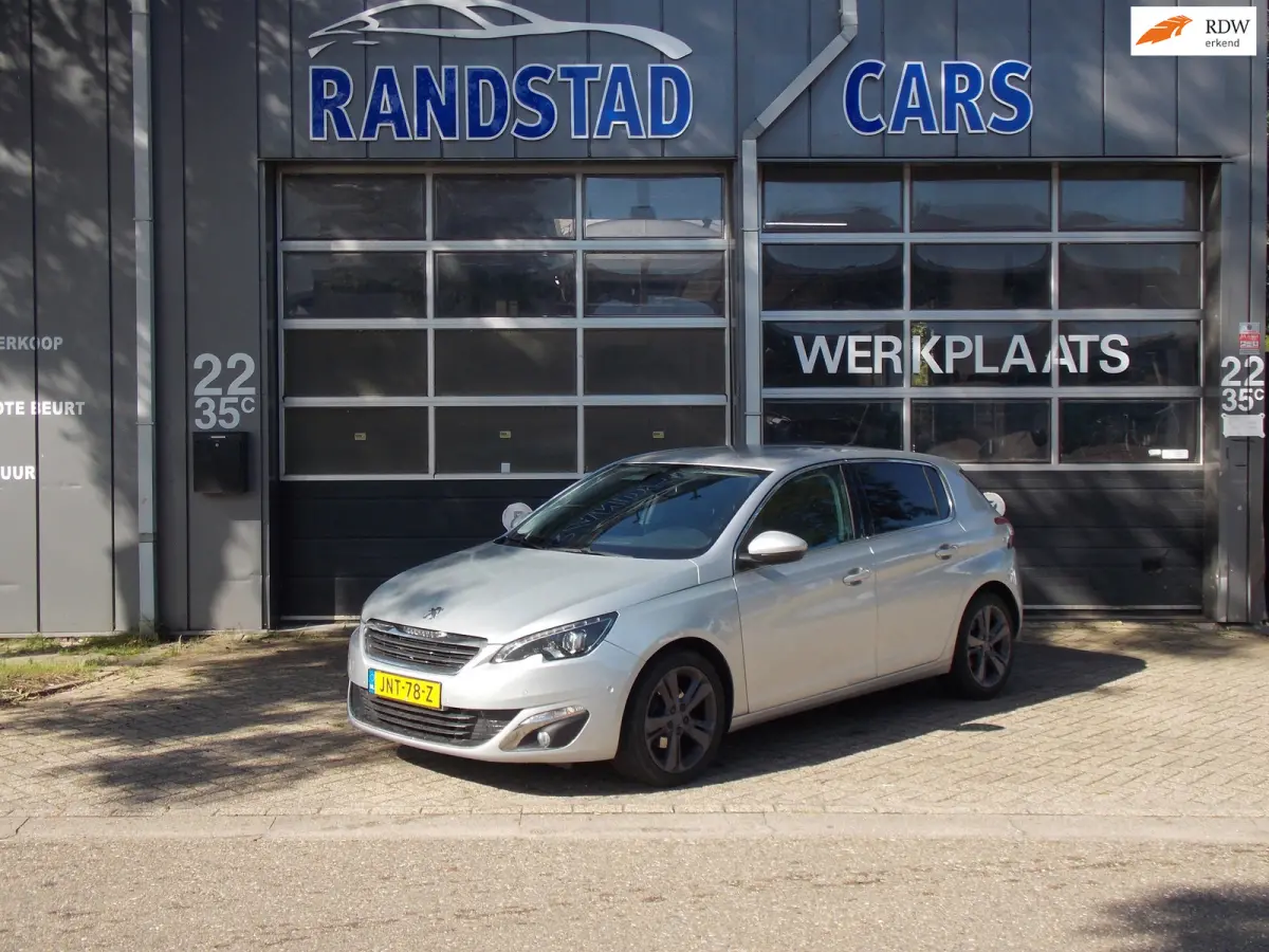 1.2 PureTech Allure Automaat Camera Elek Pakket 5Deurs 2016bj