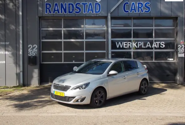 1.2 PureTech Allure Automaat Camera Elek Pakket 5Deurs 2016bj