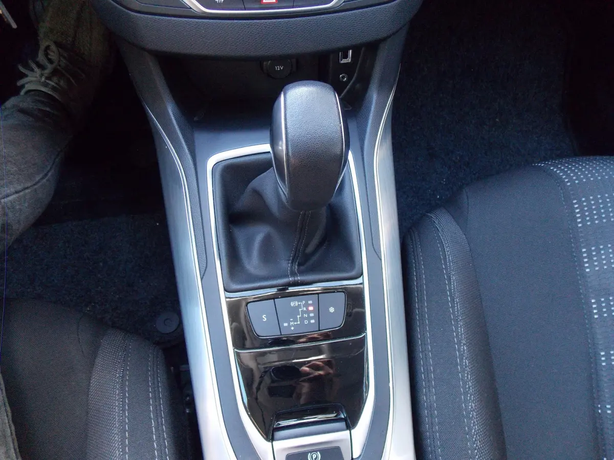 1.2 PureTech Allure Automaat Camera Elek Pakket 5Deurs 2016bj
