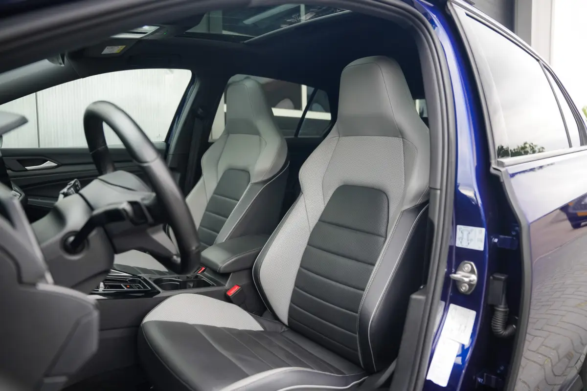 1.4 eHybrid GTE 245pk /BTW-Auto/100%SOH /Pano-Dak /Leder Vienna /Stoelventilatie /Memory /IQ.Light Matrix /ACC /DCC /Keyless /Camera /Travel Assist /18'' LMV