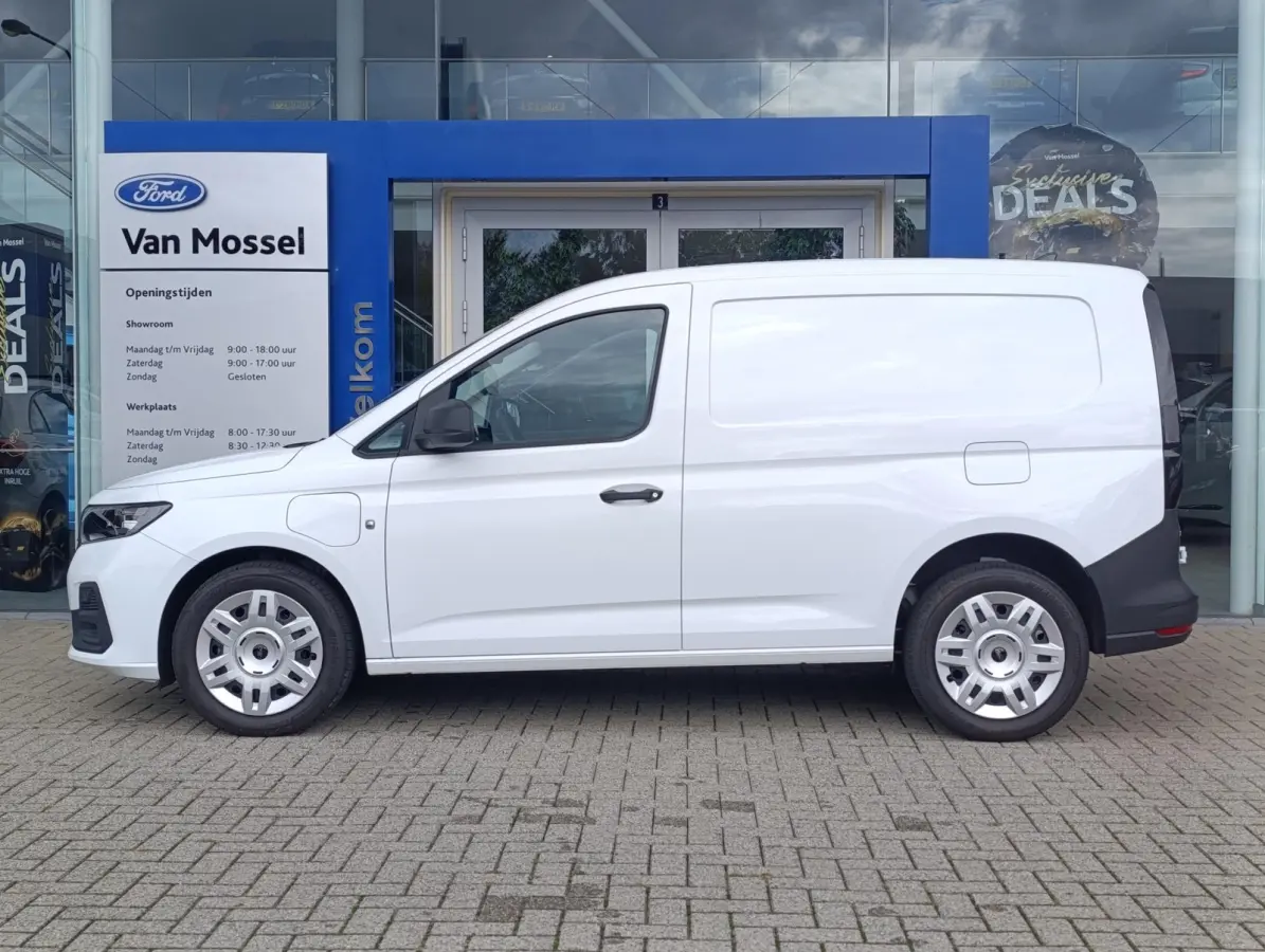 1.5 EcoBoost PHEV L1 Trend | LAGE KM! | Cruise Control | Stoelverwarming | PDC V+A | Navigatie