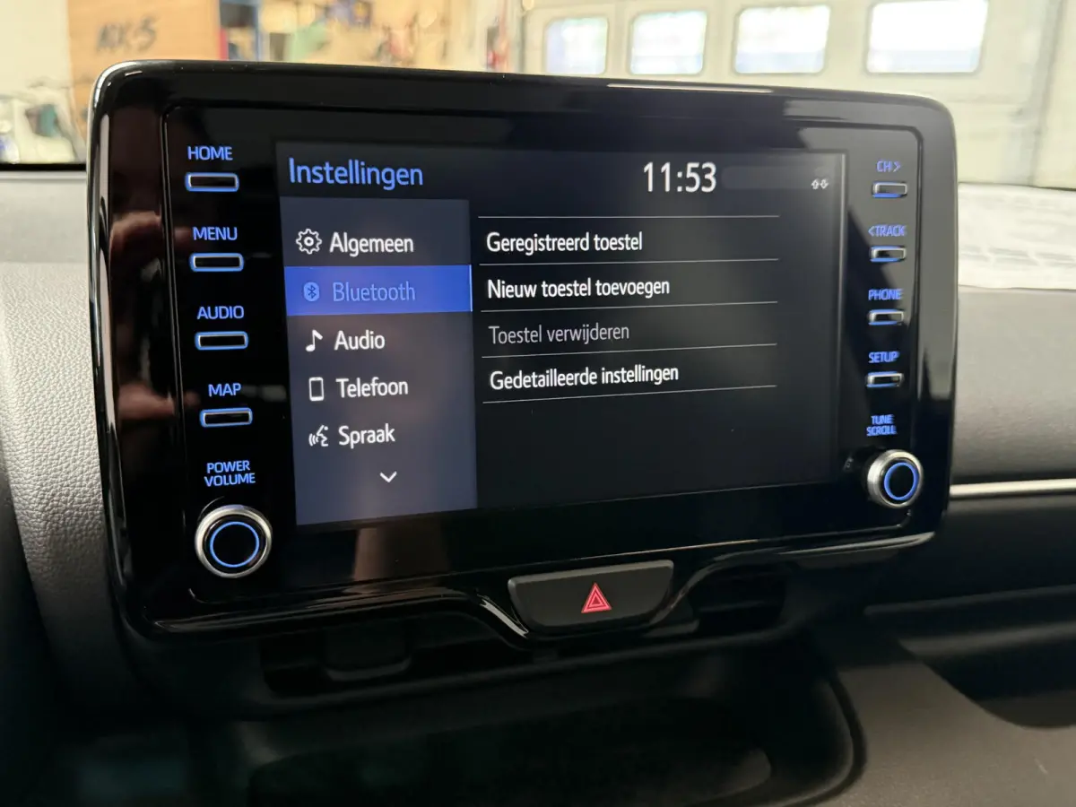 1.5 Select PANO | CAMERA | CARPLAY | LMV