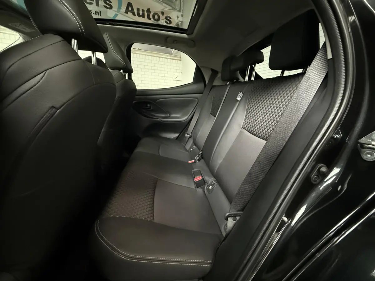 1.5 Select PANO | CAMERA | CARPLAY | LMV