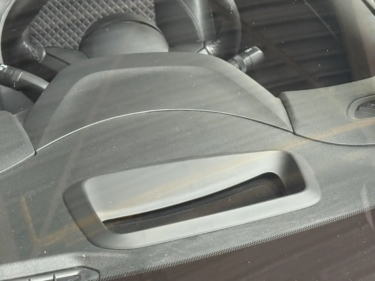 1.5 Select PANO | CAMERA | CARPLAY | LMV